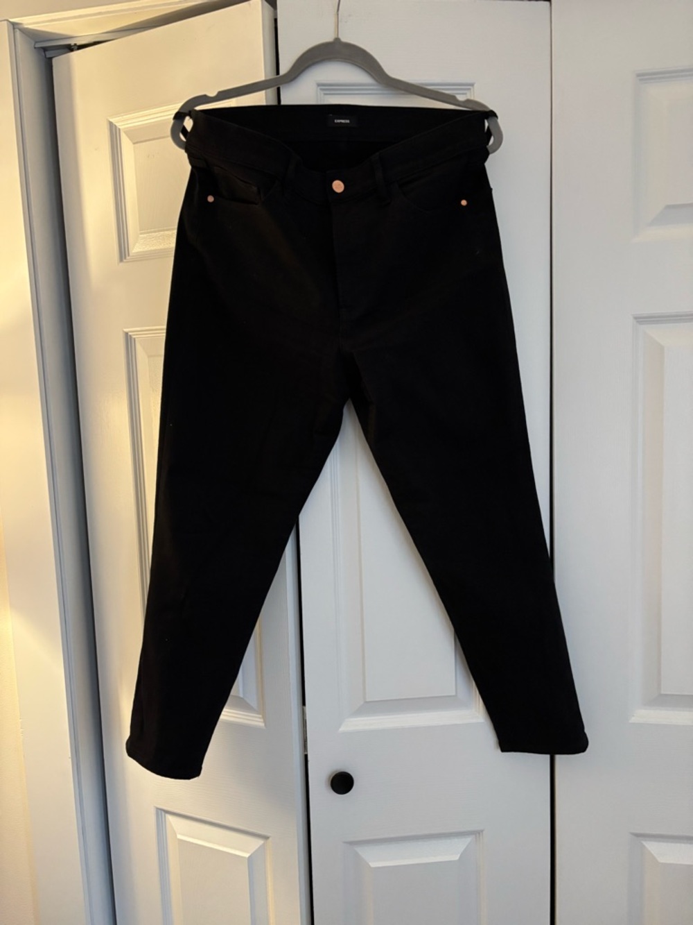 Express Cropped Skinny High-Rise Jeans - Black